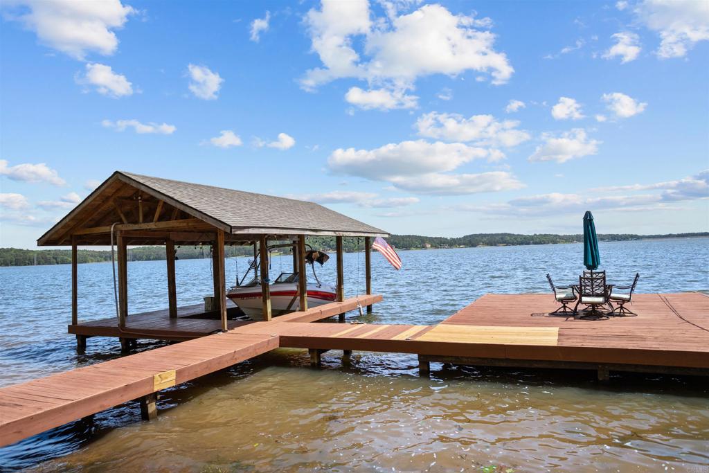 590 Shoreline Drive
