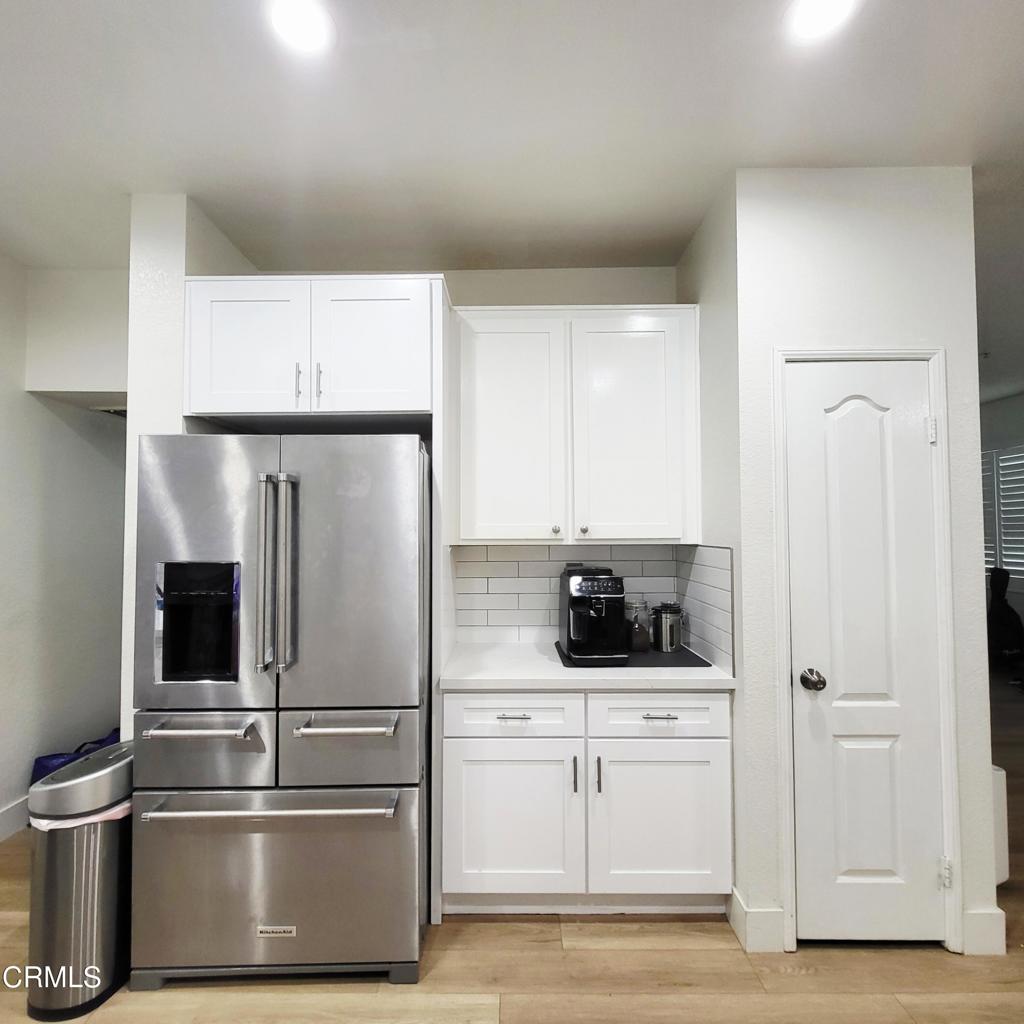 Properties 4 16278 Medinah Street
