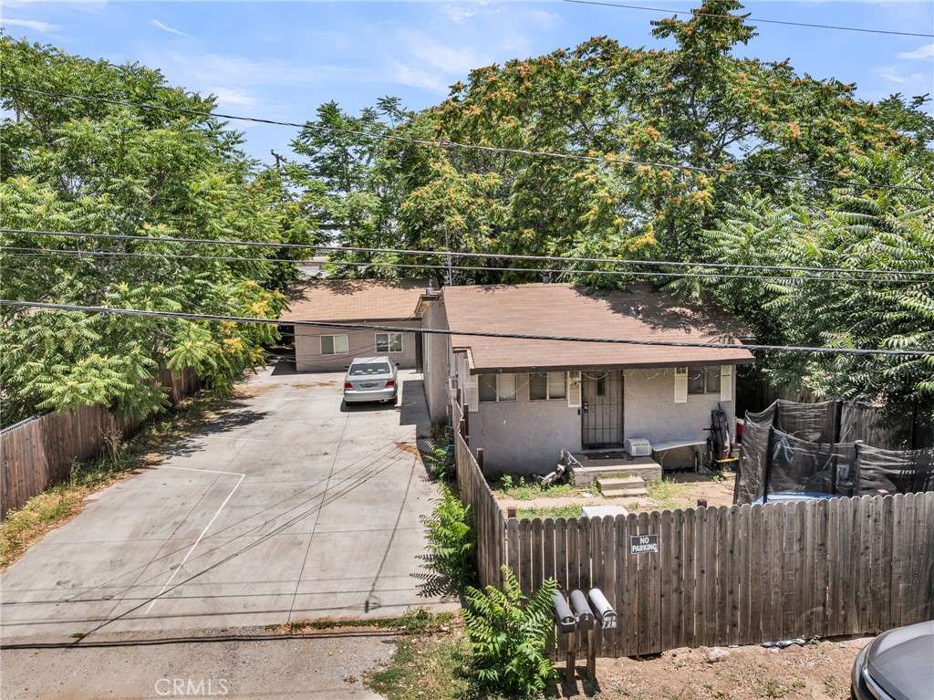 Properties 1 770 Allegheny Avenue