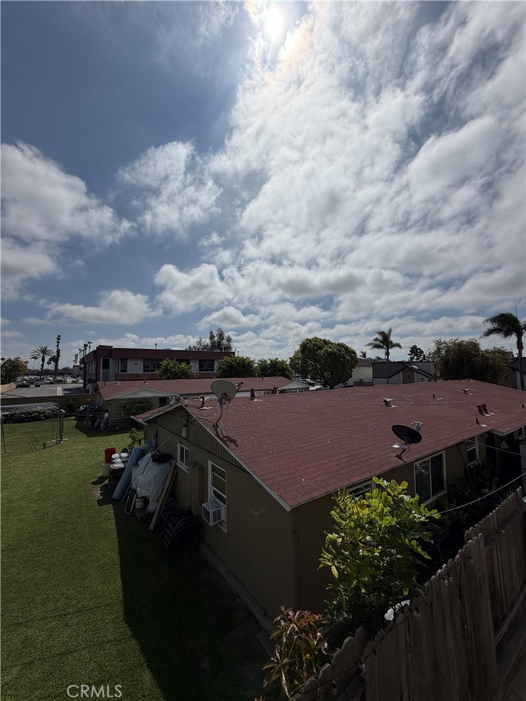7911 Glencoe Dr 4