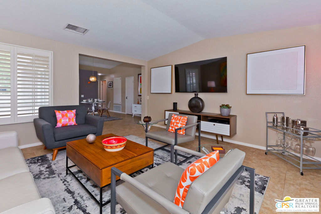 2700 E Mesquite Avenue B10