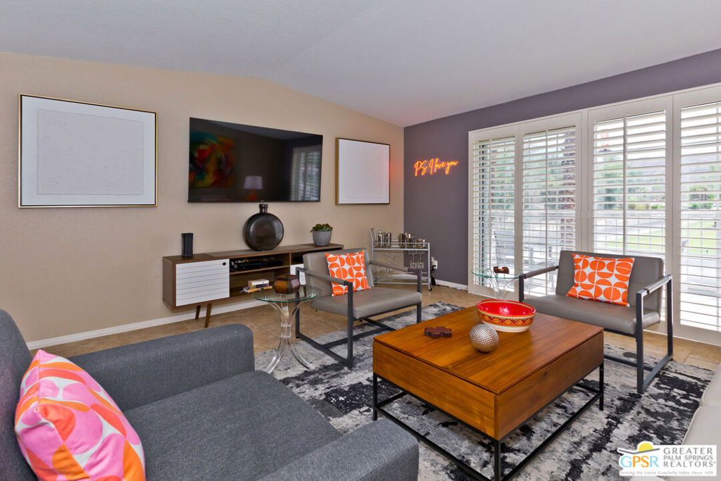 2700 E Mesquite Avenue B10