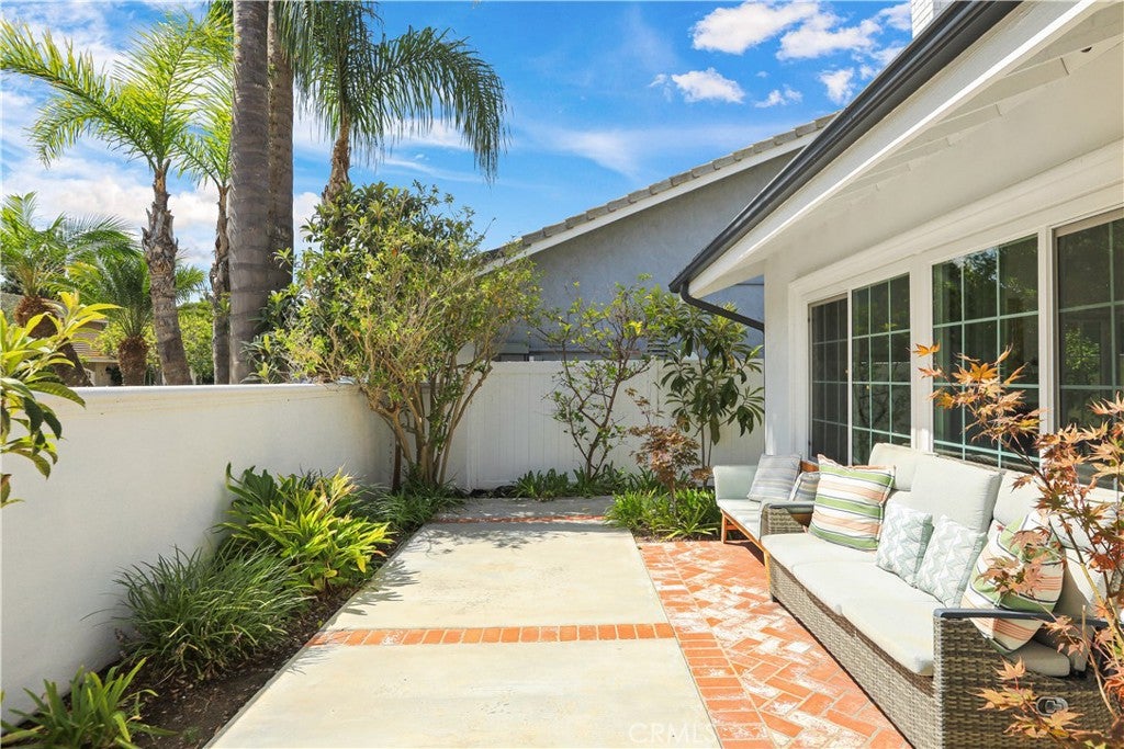 31 Silver Crescent