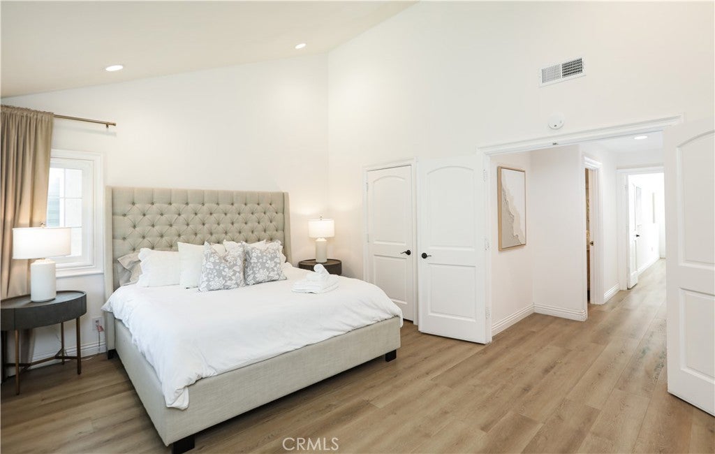 31 Silver Crescent, Irvine CA 92603 - Photo 8