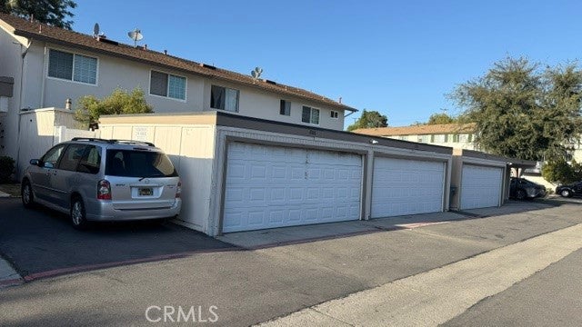 8188 Glengarry