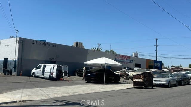 211 S Mount Vernon