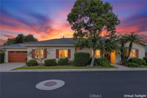 Photo of 7735 Ridgeview Ln, Whittier, CA 90606 (MLS # DW26089665)