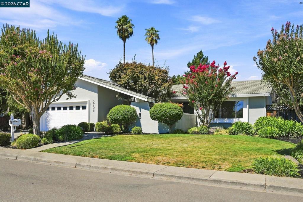 2706 Canyon Creek Dr. DR