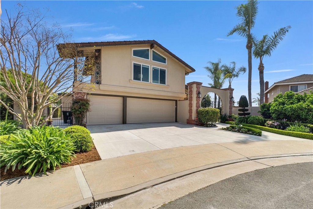 15582 Wild Cherry Cir