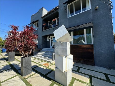 Photo of 1216 N Kenmore Avenue #3, Los Angeles, CA 90029 (MLS # WS25253553)
