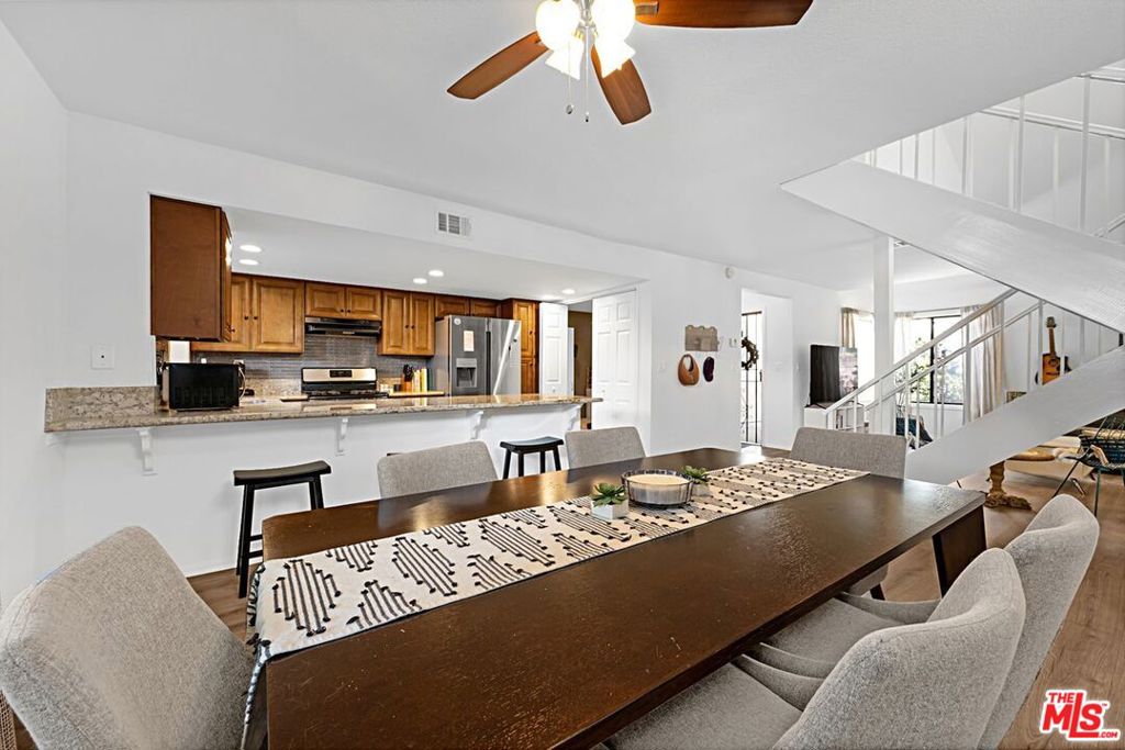 620 W Hyde Park Boulevard 117