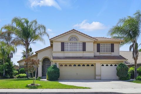 Photo of 723 Ann Gabriel Ln Ln, Tracy, CA 95377 (MLS # 41121483)