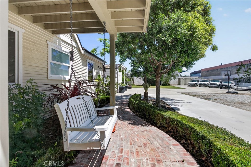17066 Palmdale