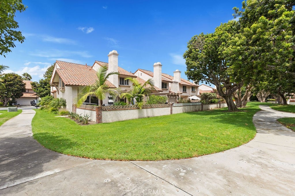 20932 Coastview Lane, Huntington Beach CA 92648 - Photo 24
