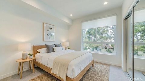 Photo of 214 westmoreland #5, Los Angeles, CA 90004 (MLS # WS26031409)