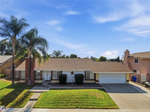 Photo of 2533 N Glenwood AVE, Rialto, CA 92377 (MLS # MB26161189)