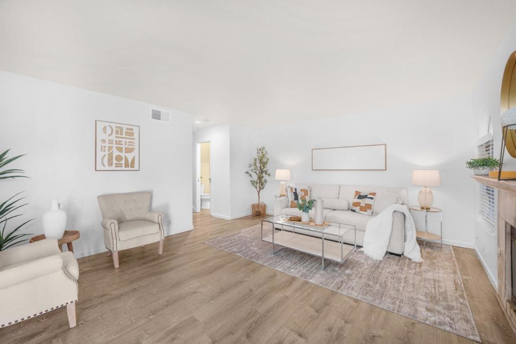 2313 Villa Place