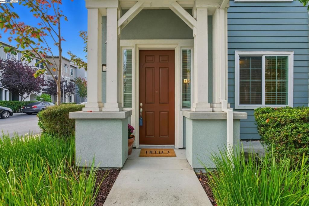 Photo of 201 Jetty Dr, Richmond, CA 94804 (MLS # 41115177)