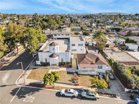Photo of 836 Cedar Street #2, Santa Monica, CA 90405 (MLS # WS25244076)