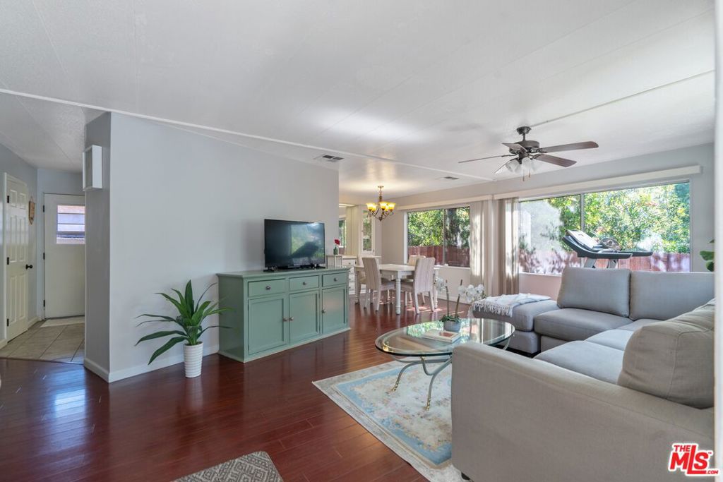 23777 Mulholland Highway 190