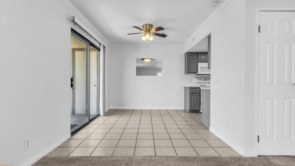 Palm Lakes - Residential