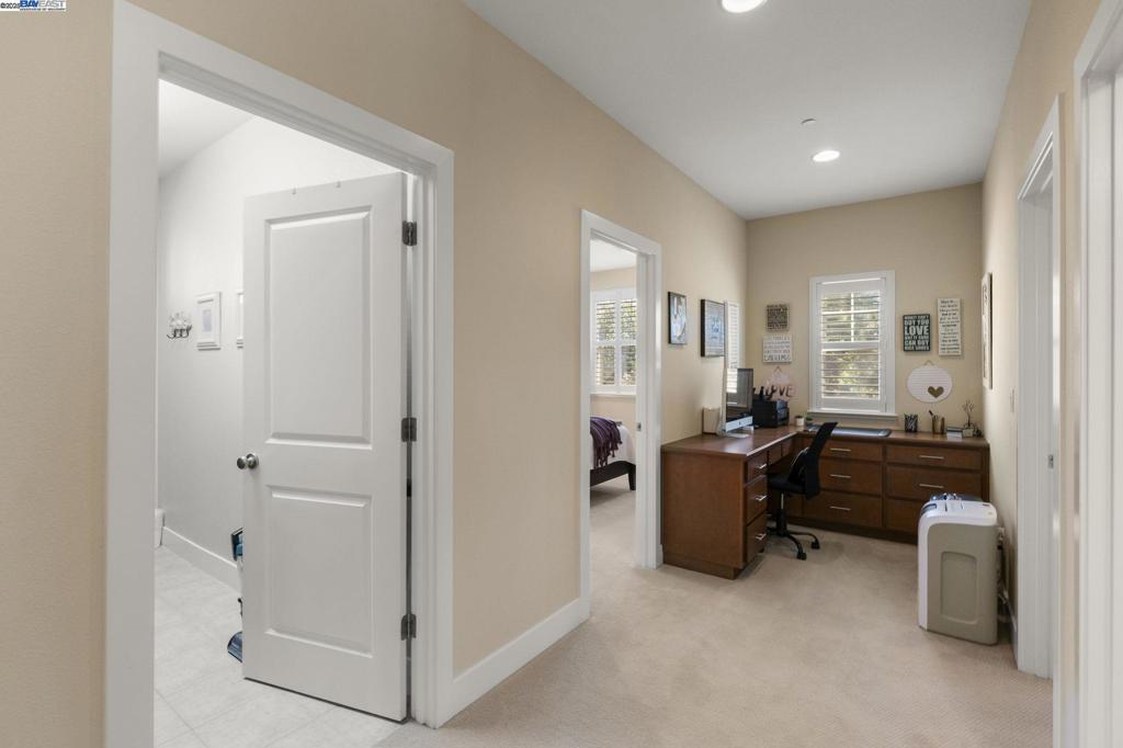 DUNSMUIR - Residential