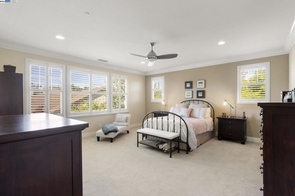 DUNSMUIR - Residential