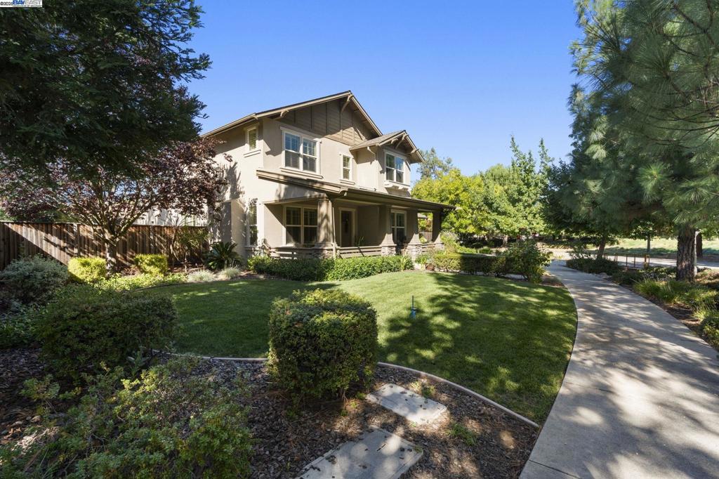 DUNSMUIR - Residential