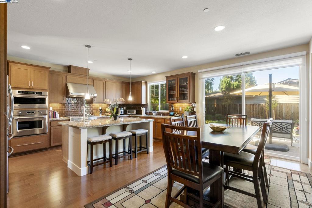 DUNSMUIR - Residential