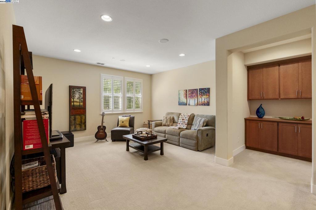 DUNSMUIR - Residential