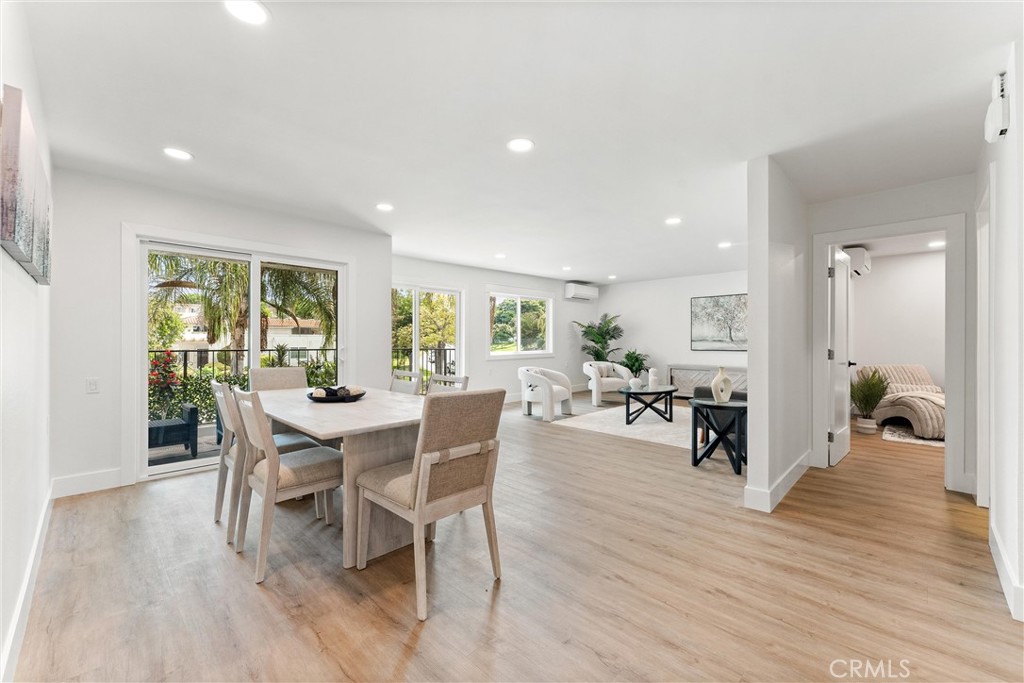 2393 Via Mariposa W 2F