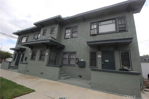 Photo of 216 Esperanza AVE, Long Beach, CA 90802 (MLS # SW26135295)