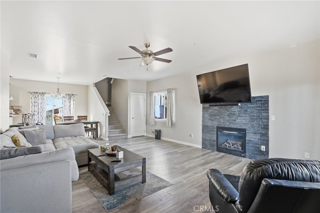 2039 Vista Oaks Way
