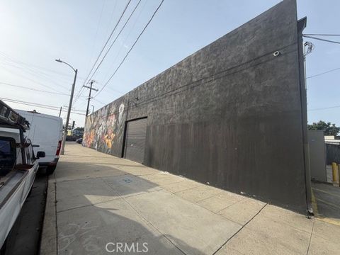 Photo of 1303 Street W Anaheim, Wilmington, CA 90744 (MLS # SB26023190)