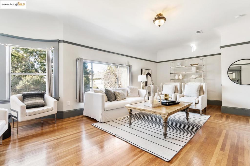 MOSSWOOD - Residential Income