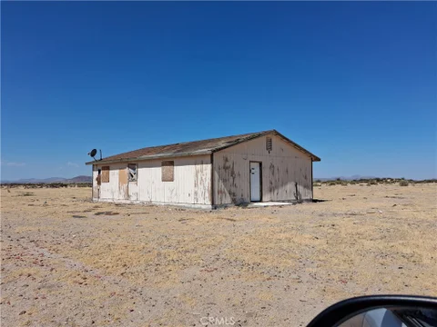 MLS: IV26162492