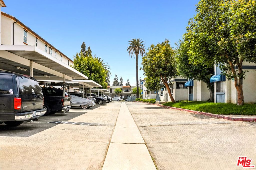 19531 E Cienega Avenue