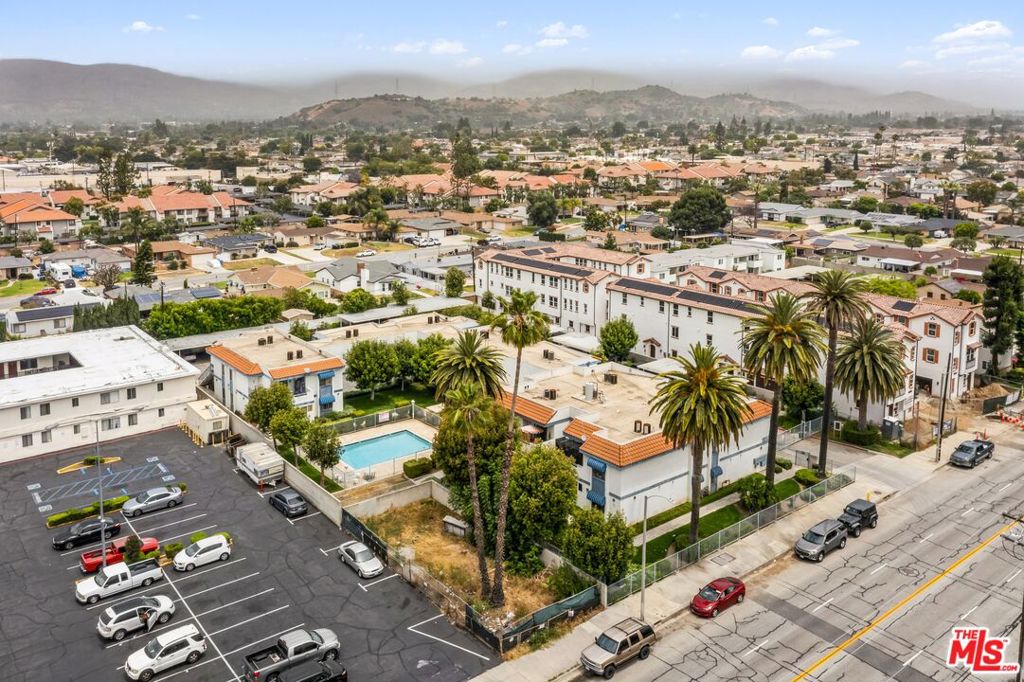 19531 E Cienega Avenue