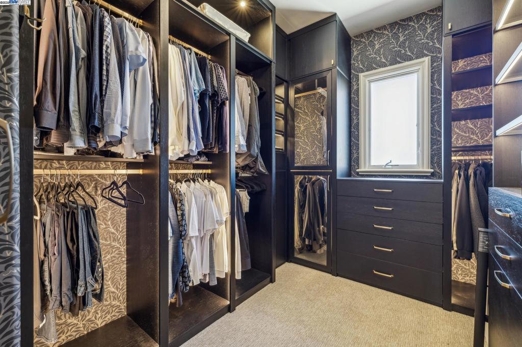 RUBY HILL - Residential