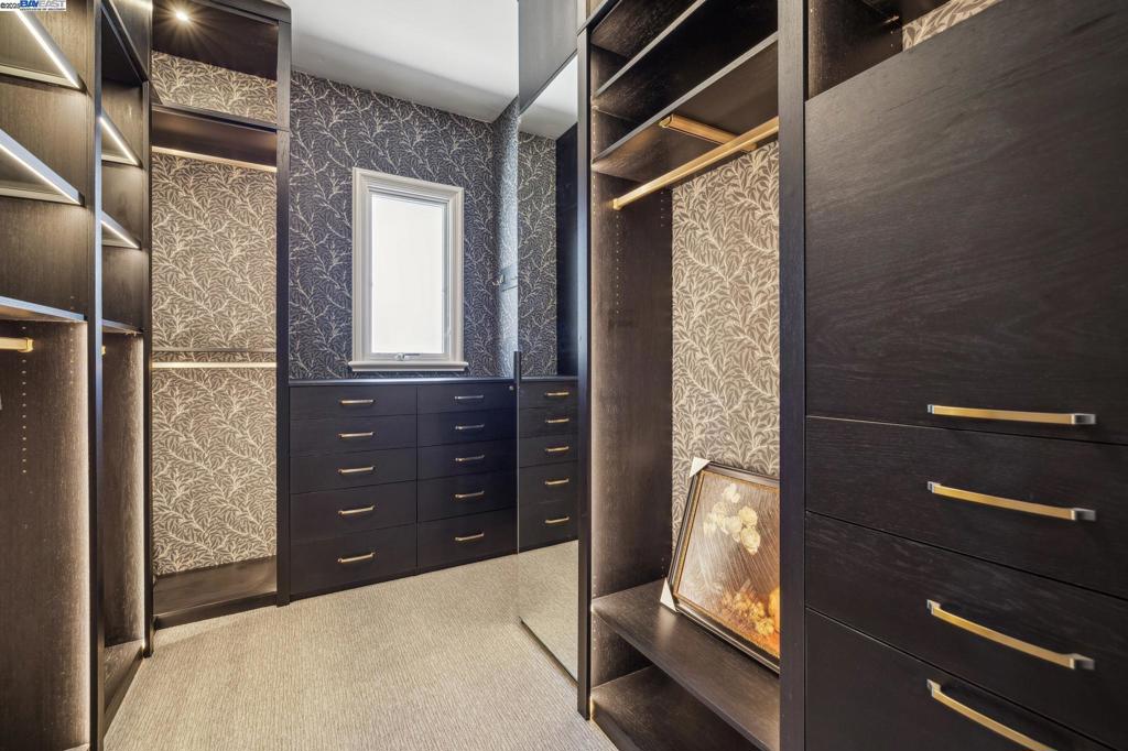 RUBY HILL - Residential