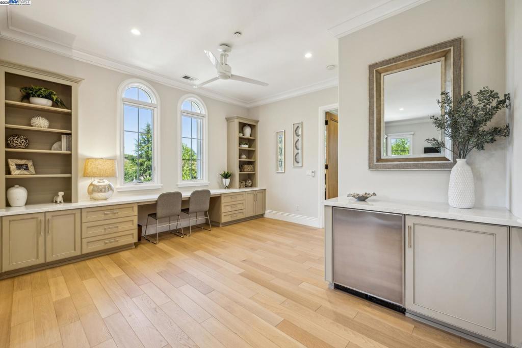 RUBY HILL - Residential