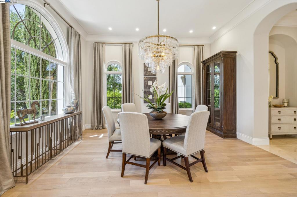 RUBY HILL - Residential