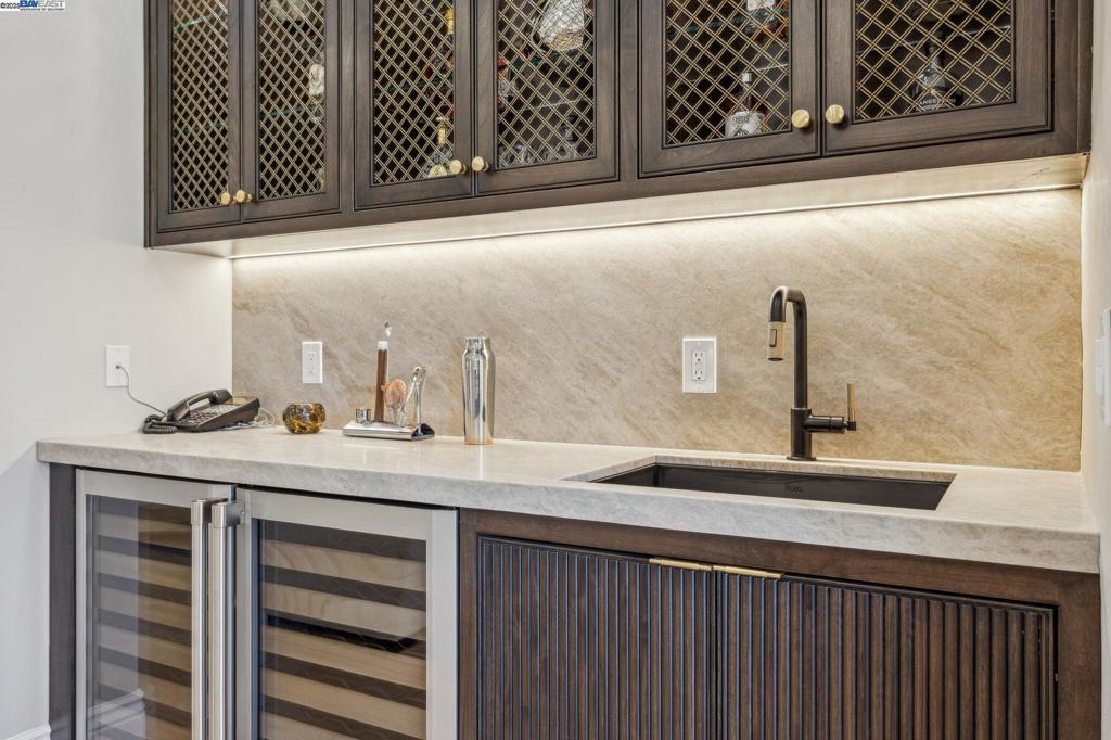 RUBY HILL - Residential