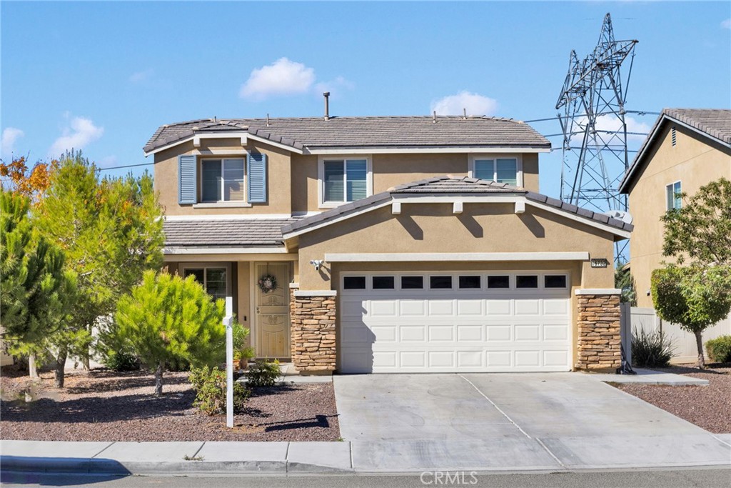 Stunning 4-Bedroom Home in the Heart of Victorville’s Cypress Pointe
Welcome to 16732 Desert Lily St, Victorville, CA 92394 — a beautifully designed residence built in 2007, offering approx. 2,020 sq ft of living space, with 4 spacious bedrooms and 2½ bathrooms. Situated in the desirable Cypress Pointe community, this home blends comfort, style and convenience.
Key Features
Large single-family home with 4 bedrooms and 2½ baths in a sought-after neighborhood.
Constructed in 2007, delivering modern layout and quality finishes.
Approx. 2,020 sq ft of living space — ample room for family living.
Open-concept living areas: family room, living or formal dining, kitchen with breakfast nook.
Kitchen features stylish cabinetry, solid surface or granite counters, and plenty of prep space.
Primary bedroom suite offers generous closet space and an en-suite bath; additional bedrooms are well-sized for family, guests or home office.
2½ bathrooms: hall bath, powder room on main, plus full bath in primary suite.
Central heating and air-conditioning for year-round comfort.
2-car attached garage with direct access to the home.
Low-maintenance backyard and front yard — ideal for outdoor living and easy upkeep.
Located within walking distance to a community park, giving you easy access to green space, playgrounds or a quiet spot to unwind.
Great proximity to schools, shopping, freeway access and the wider High Desert region.
Why You’ll Love It
This home is perfect for anyone looking for a modern, generous-sized residence in Victorville. With 4 bedrooms, plenty of living space, and a great community setting, it suits families, entertainers and those seeking comfort and convenience. The presence of a nearby park adds extra appeal for kids, pets or relaxing evenings outdoors.