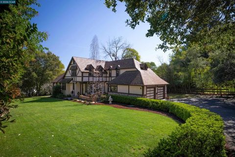 1645 1645 Livorna Road West Alamo CA 94507