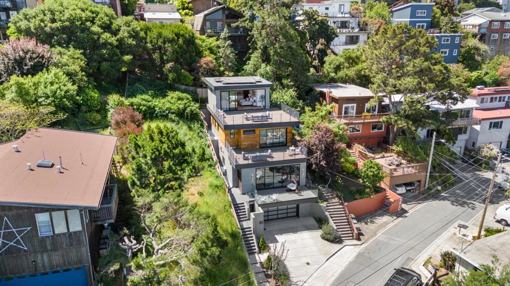 786 Humboldt Road