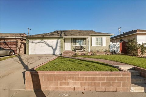 4418 Conquista Lakewood CA 90713