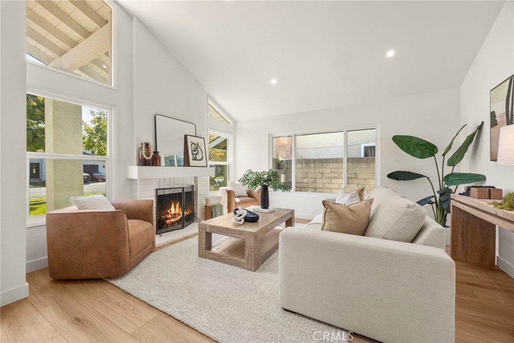 6009 E Avenida Arbol