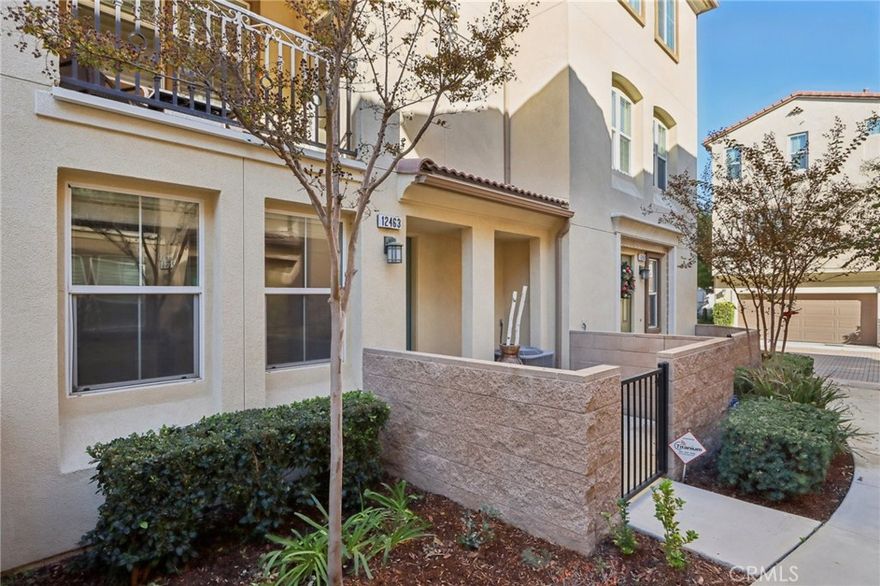 Experience luxury living at its finest in this stunning tri-level home located in the highly sought-after gated community of Eastvale. This beautifully designed residence offers 3 spacious bedrooms and 4 bathrooms, perfectly blending comfort and style.

Take advantage of the exceptional amenities offered by the community, perfect for everyday comfort and effortless entertaining. The home showcases abundant natural light and elegant finishes throughout. Ideally situated just minutes from premier shopping centers, grocery stores, top-rated schools, fitness facilities, and with convenient access to major highways, this location truly has it all.

Whether you're looking for a quiet retreat or a vibrant lifestyle, this Eastvale gem offers the perfect balance of both.