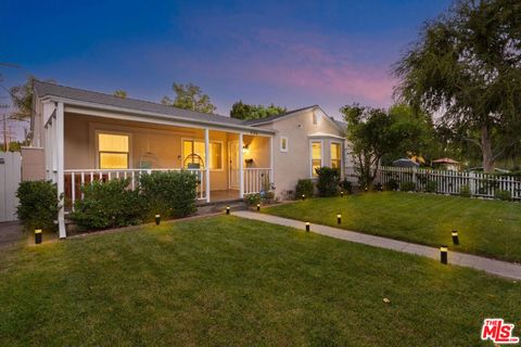 Photo of 4744 Farmdale Avenue, North Hollywood, CA 91602 (MLS # 26643047)